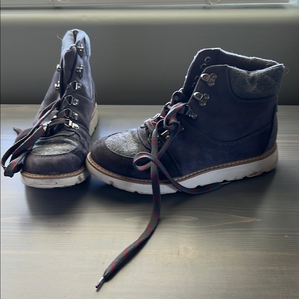 Men's Black Hiking Boots